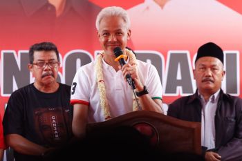 Capres Ganjar bakar semangat pendukung