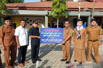 Wakil Ketua DPRD Sumbar motivasi siswa SMK berwirausaha