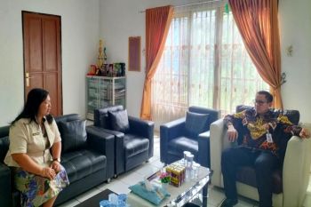 Penjabat Bupati Bartim periksa pelayanan di Bapenda