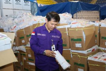 KPU Siak diskualifikasi dua partai politik