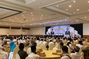 Ratusan Kiai kampung dan guru ngaji Bondowoso doakan Prabowo-Gibran