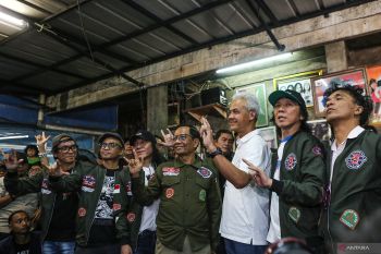 Capres Ganjar kampanye ke Jabar dan Jatim, Mahfud fokus debat