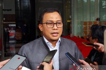 KPK periksa Sekjen Kementerian Perhubungan