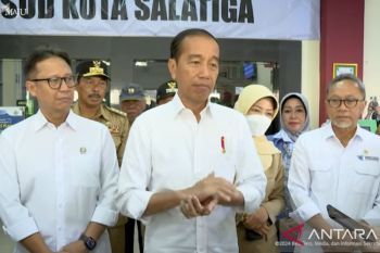 Presiden Jokowi mengapresiasi layanan BPJS Kesehatan meski harus benahi antrean