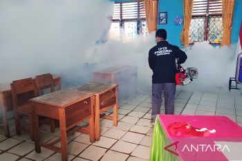 Dinkes OKU lakukan fogging serentak cegah penyebaran DBD