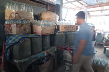 Polresta Padang ungkap kasus penyelewengan BBM Bersubsidi