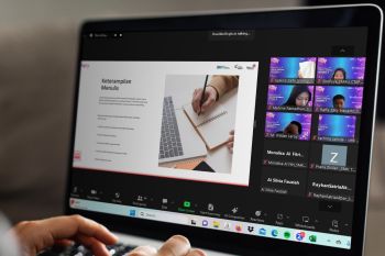 Telkom DigiUp berikan bantuan 900 sertifikat BNSP untuk siswa SMA/SMK