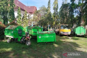 DLH Mukomuko edukasi warga pilah sampah rumah tangga