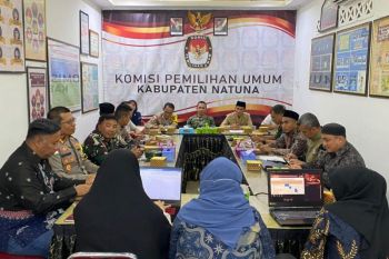 KPU Natuna distribusikan logistik ke wilayah pulau terluar awal Februari