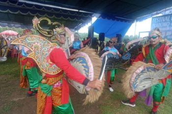 Ribuan warga saksikan Festival Kesenian