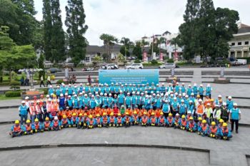 Birukan pelataran Jam Gadang, PLN Sumbar buka kegiatan Kampus Yantek