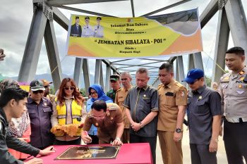 Bupati Sigi resmikan jembatan Sibalaya-Poi dan jembatan Sidondo-Deasi