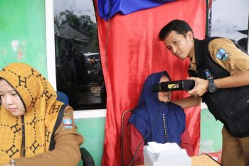 Disdukcapil Serang jemput bola perekaman KTP elektronik