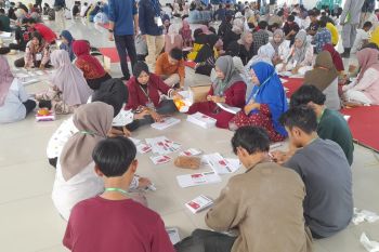 KPU Pasaman Barat target pengemasan logistik selesai dalam dua hari