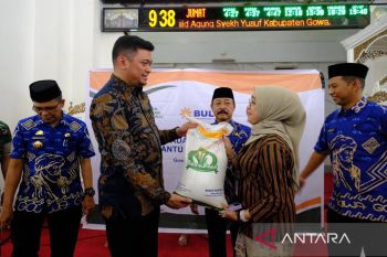 Pemkab Gowa dan Bulog kembali salurkan bantuan cadangan pangan beras