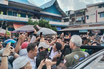 Ganjar blusukan ke Pasar Palimo  dan 16 Ilir Palembang