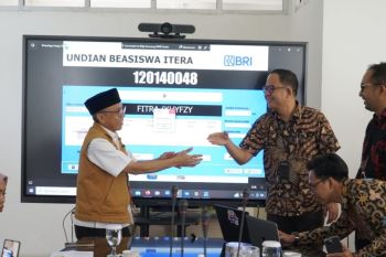 BRI berikan beasiswa kepada mahasiswa Itera