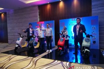 Uwinfly luncurkan enam produk terbaru