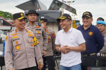 Wawako Ekos Albar Apresiasi Aksi Bersih Pantai Padang Polda Sumbar