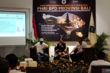 Bali berlakukan pungutan wisman di bandara dan Benoa
