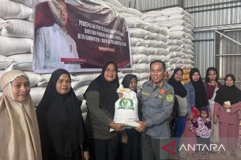 Pemkot Palopo dan Bulog salurkan bantuan beras CPP