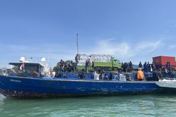 370 kotak suara didistribusikan melalui laut ke Belakangpadang