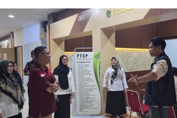 Kemenkumham Sulsel tinjau layanan KI di MPP Parepare