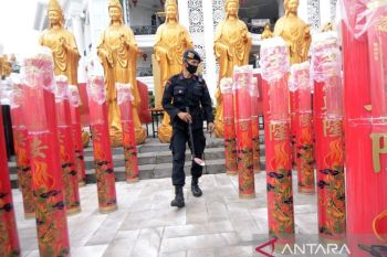Brimob Polda Lampung Sterilisasi vihara jelang Imlek