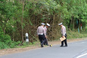 Polda DIY olah TKP kecelakaan maut bus pariwisata di Bukit Bego Bantul