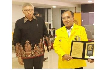 Suryadi Jaya Purnama, Caleg DPR RI sukses selesaikan S2 dan lolos proposal riset S3