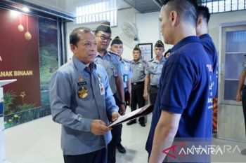 Sembilan WBP lapas Babel terima remisi Imlek 2024