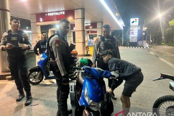 Polisi tangkap empat pemuda diduga terlibat balap liar di Pondok Kopi