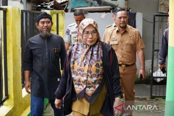Pemkot Bogor pindahkan TPS di Gang Makam Cilendek Barat imbas longsor