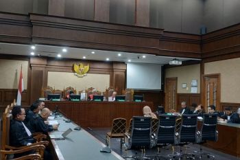 Eks Dirut Pertamina Karen Agustiawan didakwa rugikan negara Rp1,77 triliun