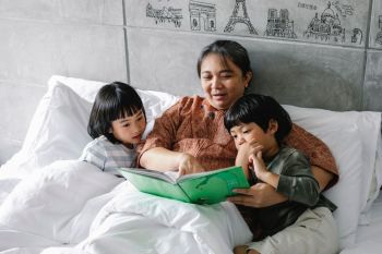 Inilah dampak baik dan buruk bagi kebiasaan tidur dengan anak