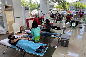 DAW lakukan donor darah bantu penuhi kebutuhan bank darah di Sulut