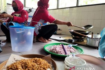Dinas Perdagangan Kulon Progo melatih wirausaha baru tumbuhkan IKM