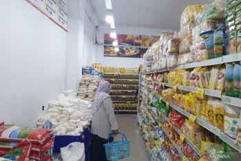 Pantau ketersediaan beras jelang ramadhan, Pj Wali Kota Palembang cek gudang Bulog