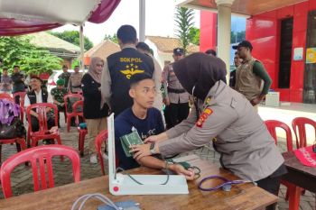 Polresta periksa kesehatan petugas pengamanan pemilu