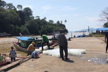 Ketersediaan es penuhi kebutuhan nelayan di Pasaman Barat