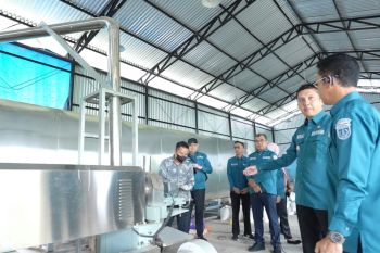Balai Benih Distan Ogan Ilir punya pabrik pembuatan pakan