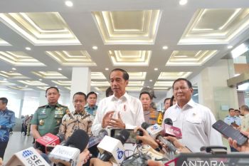 Jokowi minta wartawan tanyakan soal oposisi kepada PDIP