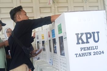 KPU Pasaman Barat lakukan PSU DPRD Provinsi di satu TPS
