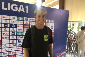 PSS Sleman lepas Hokky Caraka dan perkenalkan Riko Simanjuntak