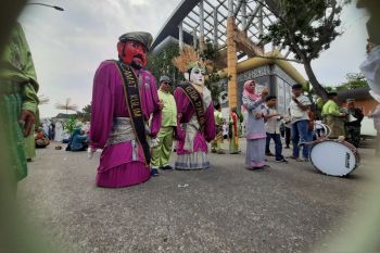Pawai Taaruf meriahkan pembukaan MTQ ke-56 Pekanbaru, ada ondel-ondel