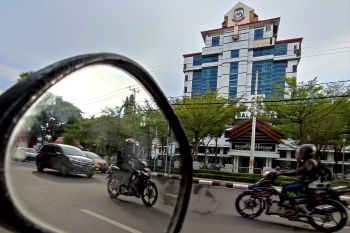 Pemkot Makassar bahas "low carbon" bersamapemateri dari lima negara