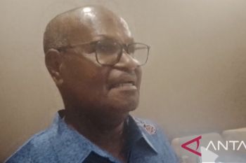 Pemkab Jayapura membangun jalan 12 km dukung petani vanili