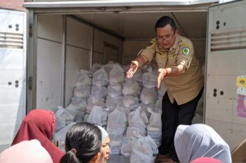 Pemkot Palangka Raya gelar operasi pasar murah stabilkan harga