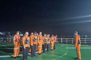 Basarnas cari delapan korban KMN Cahaya Sinar yang tenggelam di Perairan Wawonii Sutra