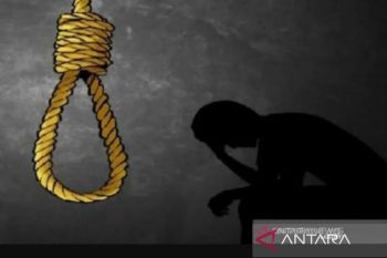 Seorang pemuda Dompu ditemukan tewas gantung diri di pohon